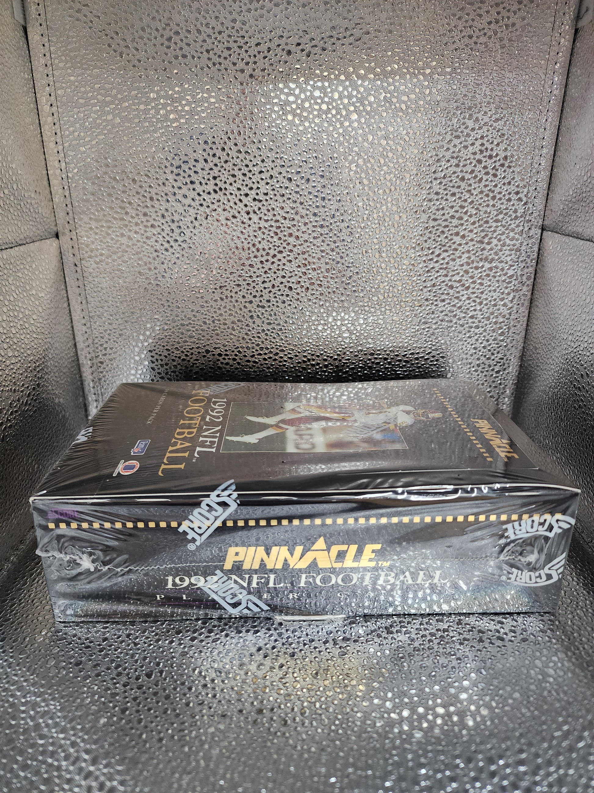 1992 Score Pinnacle Football NFL Sealed Box 36 PACKS MINT