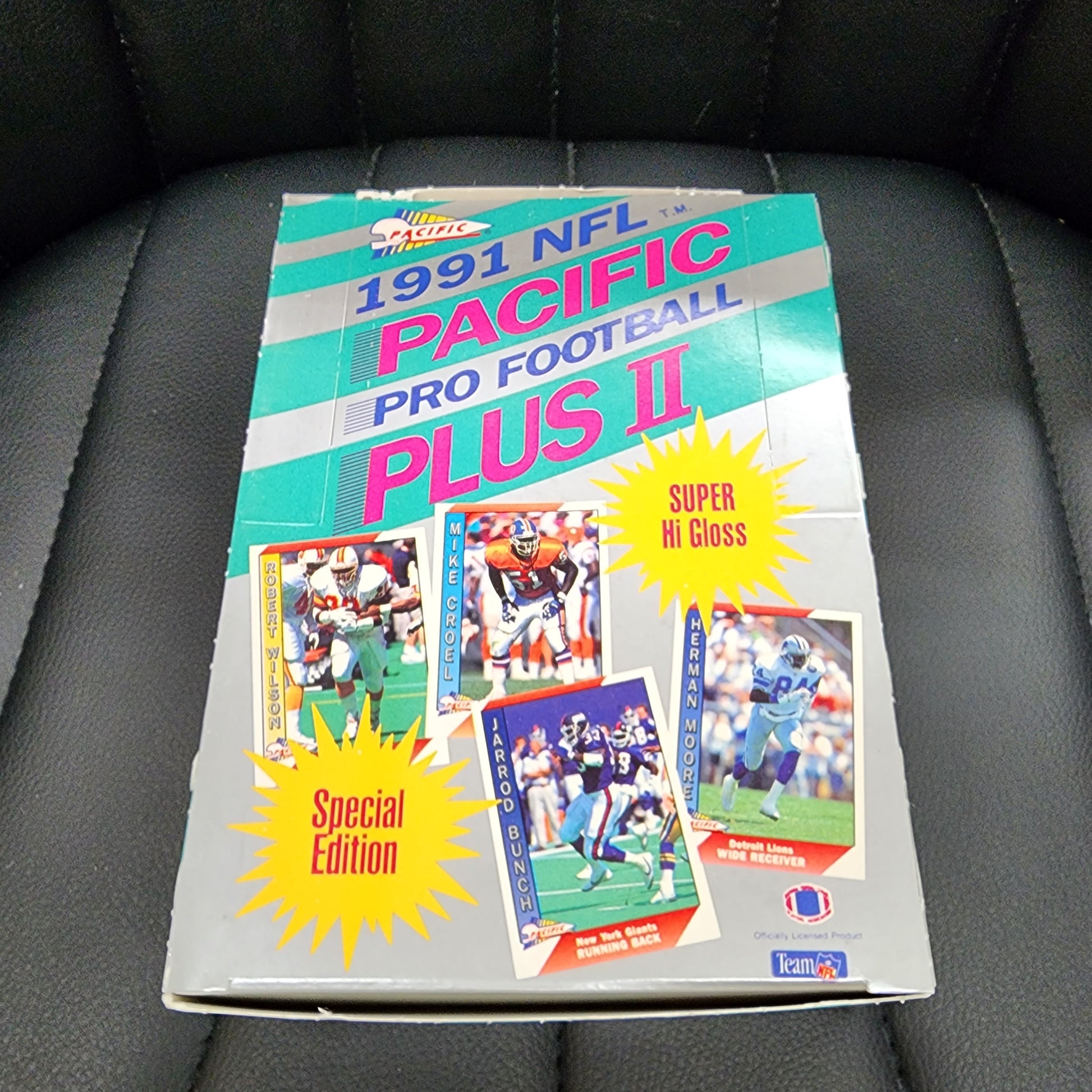 1991 NFL Pacific Pro Football Plus 2 Wax Foil Box 36 Packs MINT