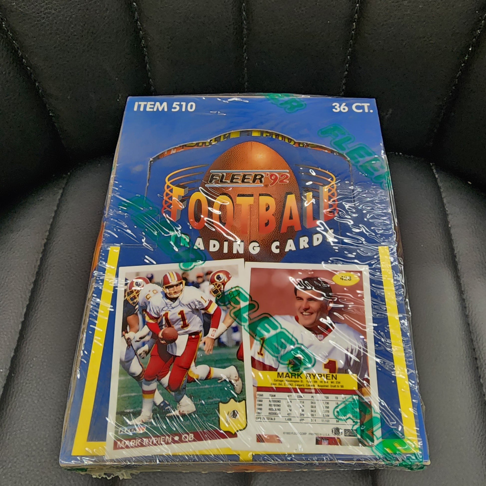 1992 Fleer Football Wax Box 36 Packs, 17 in each Pack Factory Sealed MINT