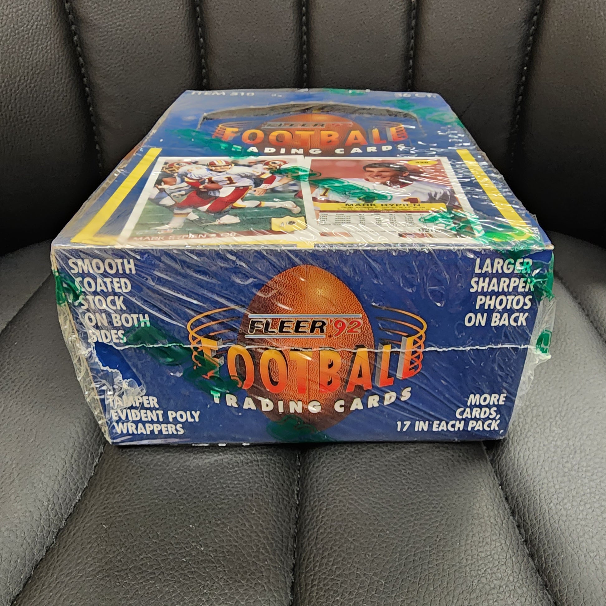 1992 Fleer Football Wax Box 36 Packs, 17 in each Pack Factory Sealed MINT