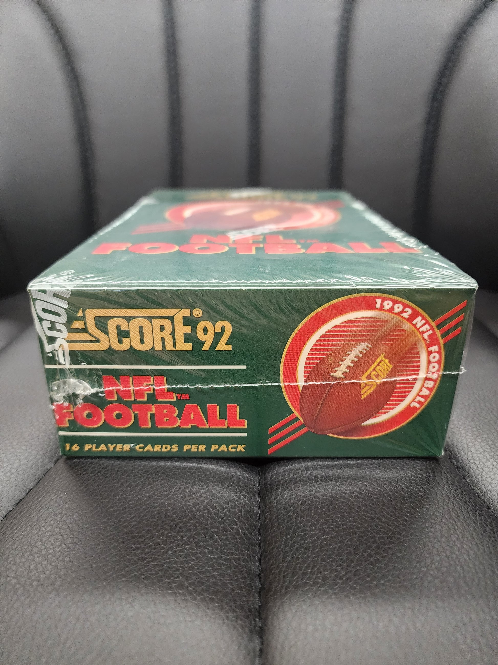 1992 Score NFL Football Box 36 Packs 16 Cards Per Pack Factory Sealed Box MINT