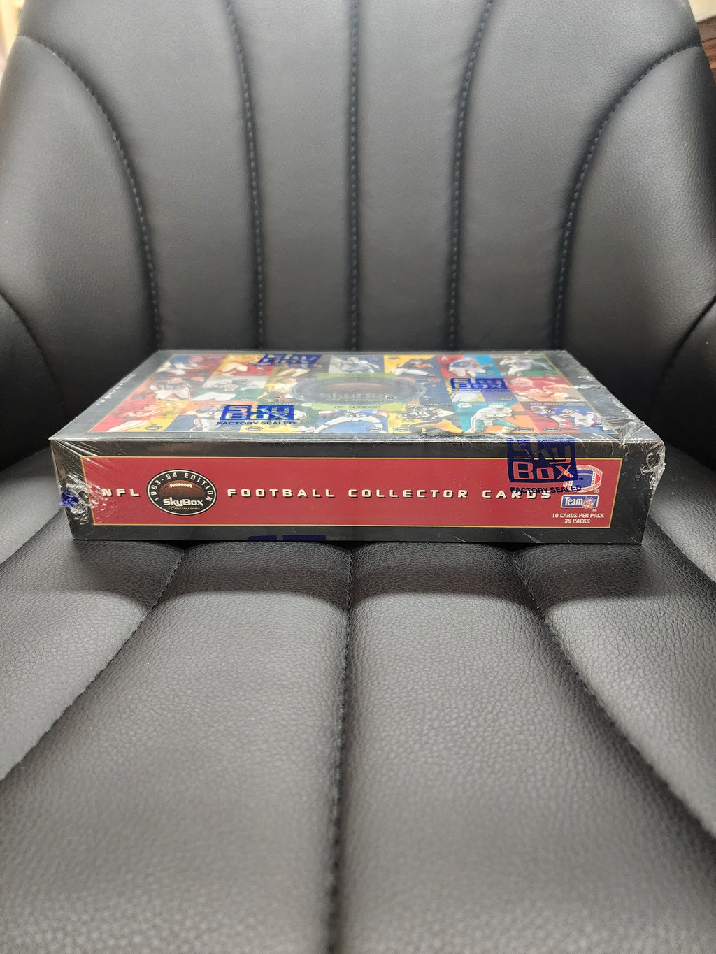 1993-94 Skybox Premium NFL Football Factory Sealed Box 36 Packs MINT