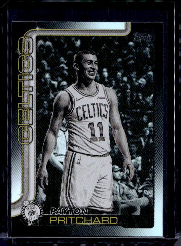2025-26 Topps #4 Payton Pritchard Blackout