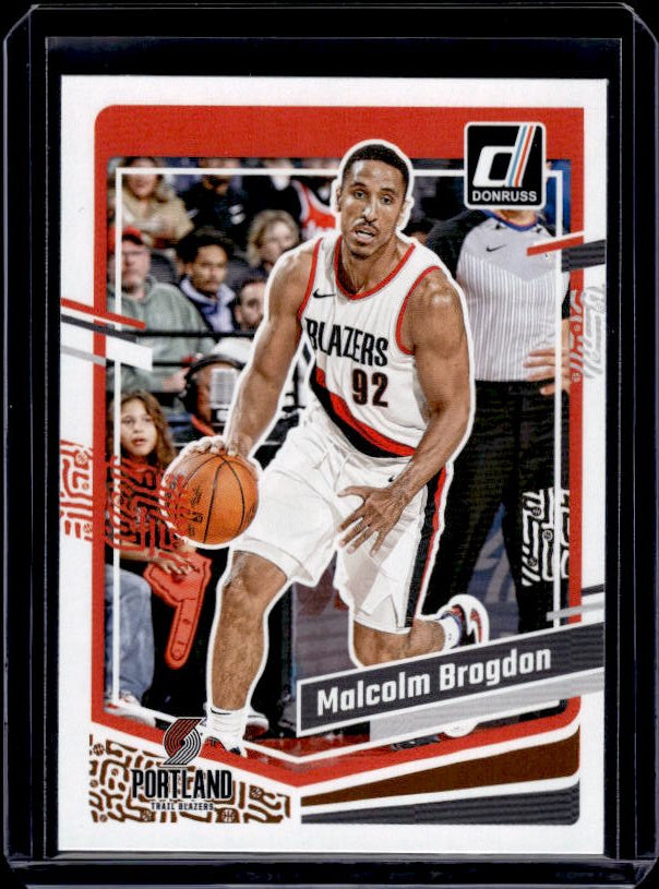 2023-24 Donruss #17 Malcolm Brogdon
