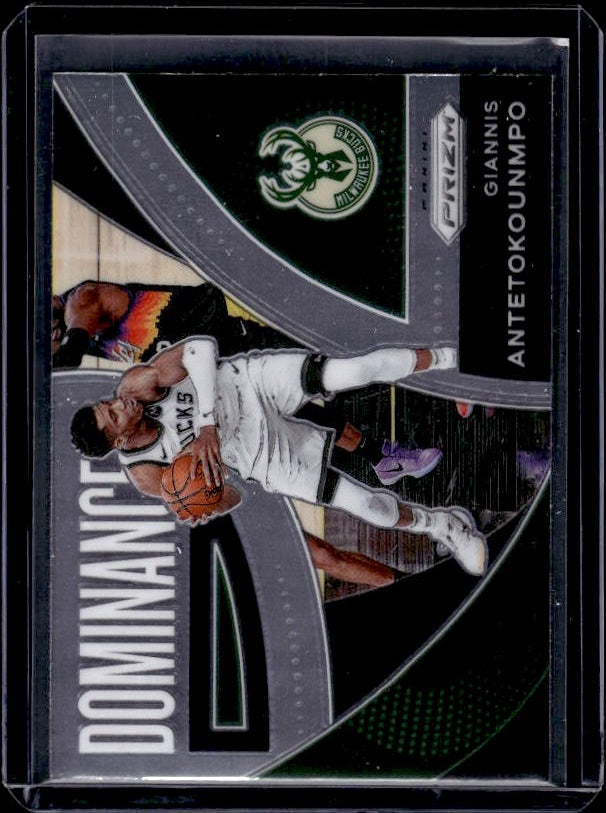 2021-22 Panini Prizm #12 Giannis Antetokounmpo Dominance