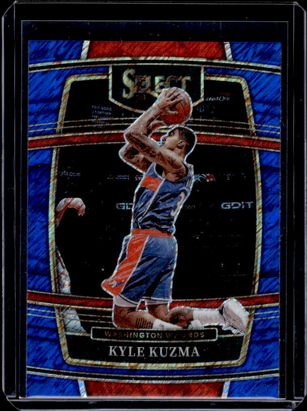 2021-22 Panini Select #70 Kyle Kuzma Blue Shimmer Prizms