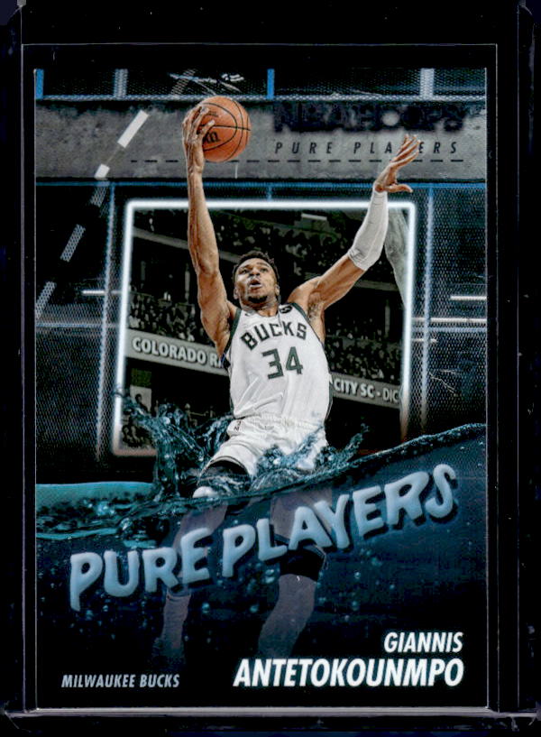 2023-24 Hoops #3 Giannis Antetokounmpo Pure Players