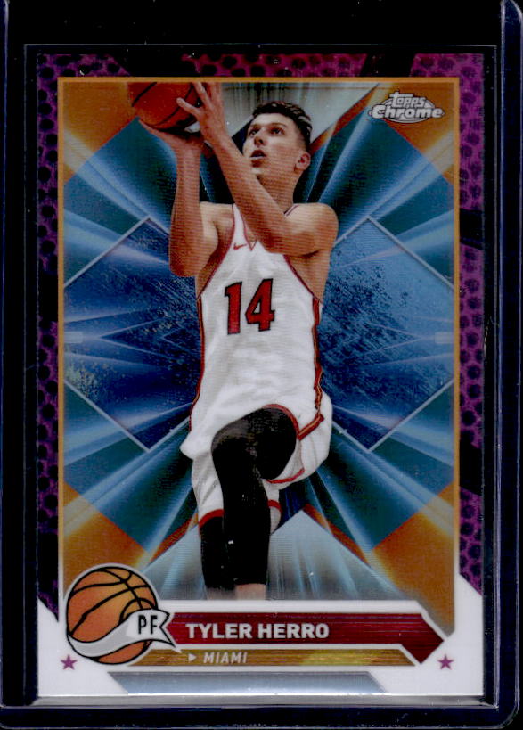 2023-24 Topps Chrome #14 Tyler Herro Pink Basketball Refractors