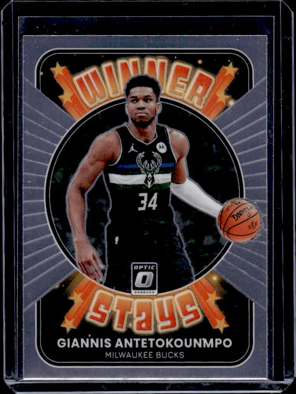 2021-22 Donruss Optic #1 Giannis Antetokounmpo Winner Stays