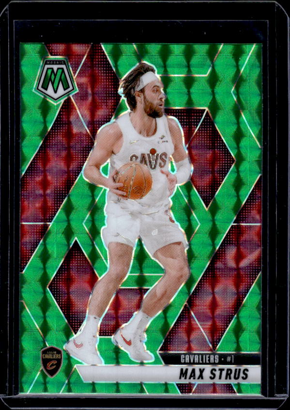 2024-25 Panini Mosaic #11 Max Strus Green Mosaic