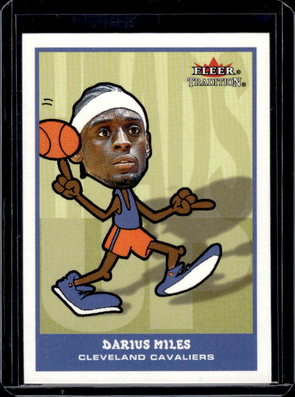 2002-03 Fleer Tradition #10 HU Darius Miles Heads Up