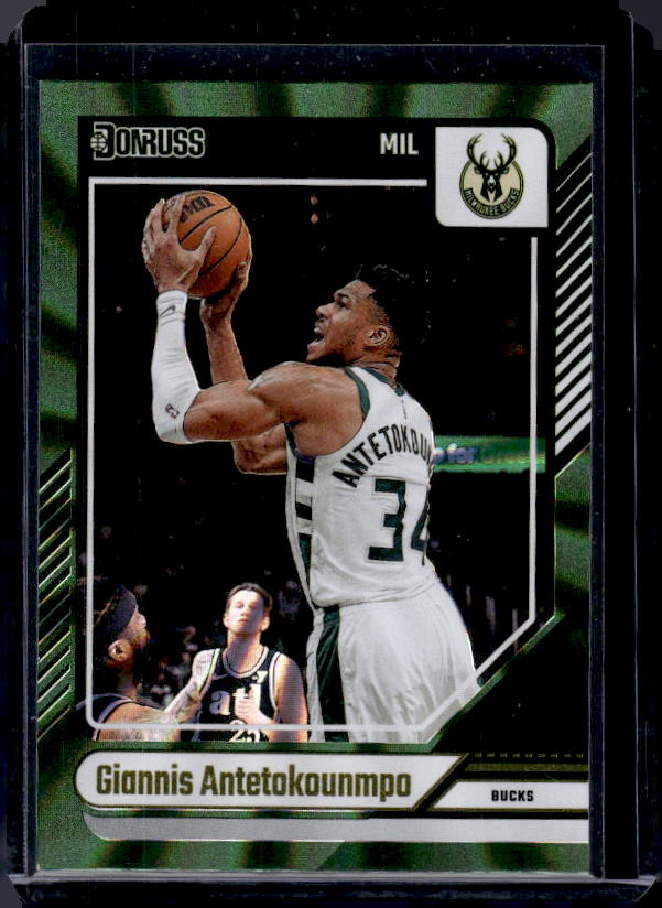 2024-25 Donruss #172 Giannis Antetokounmpo Holo Green Laser
