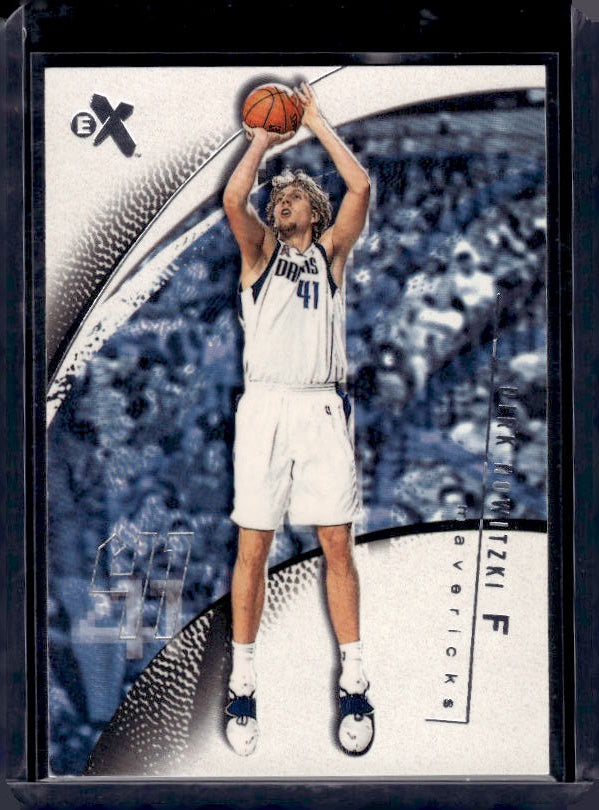 2001-02 E-X #10 Dirk Nowitzki