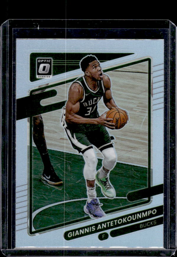 2021-22 Donruss Optic #31 Giannis Antetokounmpo Holo